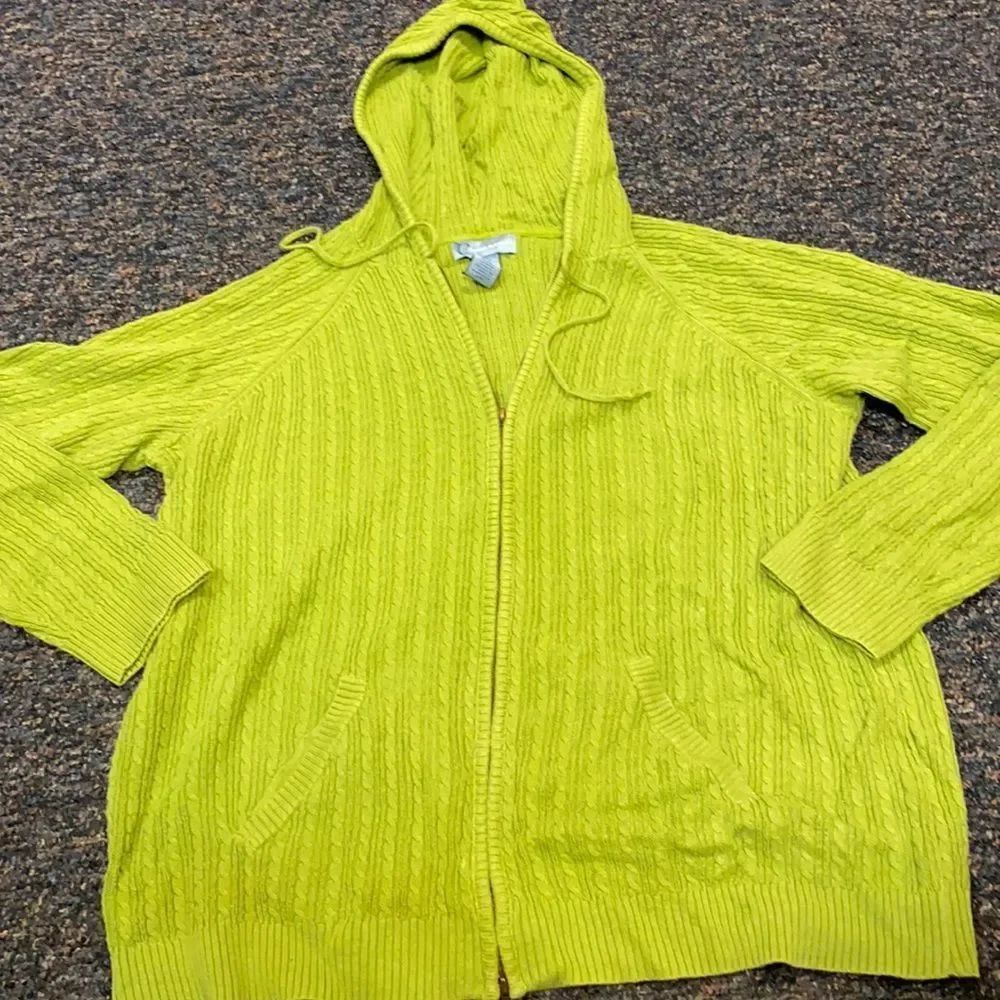 Classic Elements Green Sweater Zip up sz. M